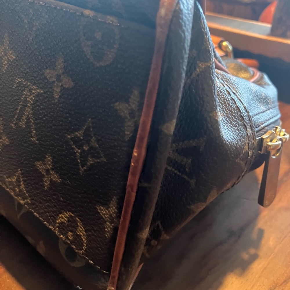Louis Vuitton Black and Brown Monogram Bag - Picture 10 of 16